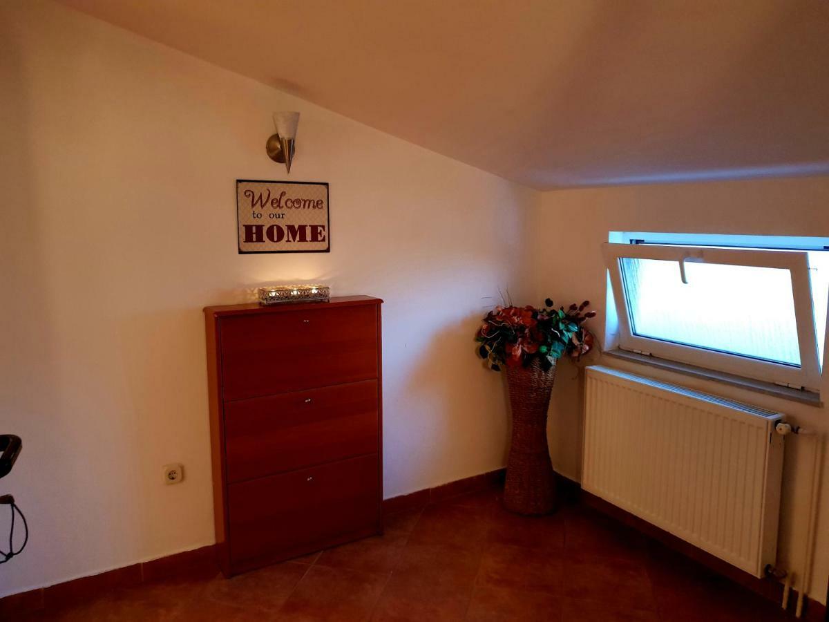 Apartments Petrovic Pirovac Eksteriør billede